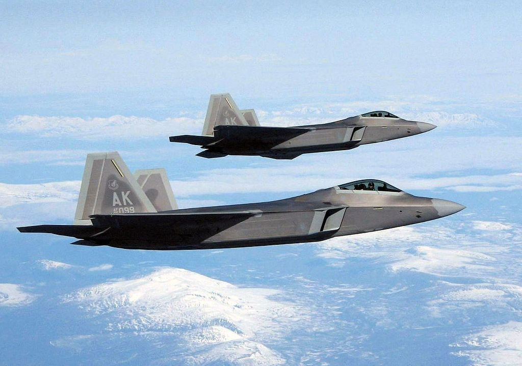 How the U.S. F-22 and F-35s Made China's Air Force Great Again | The ...