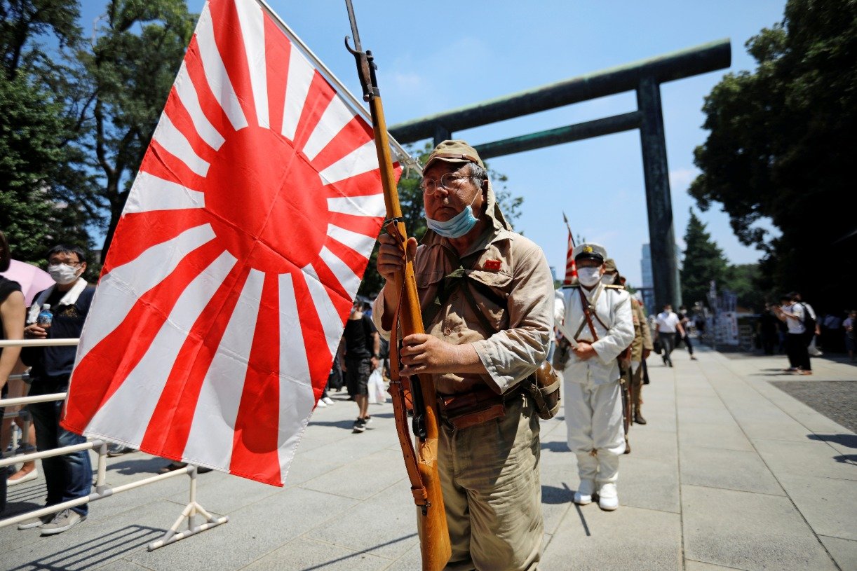 Japan Is Still Using the Empire's Military Flag and the Koreas are Uniting  Against It