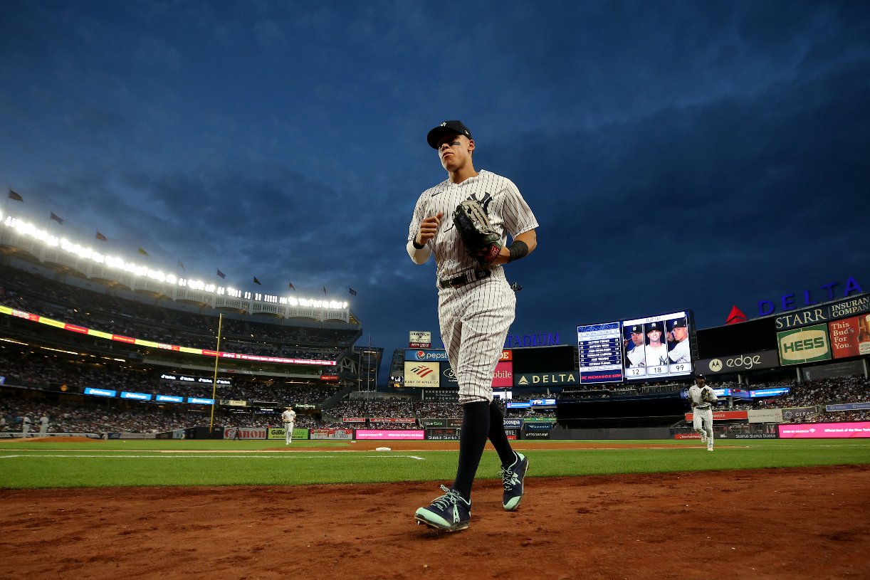 Monument Park at Yankee Stadium - Attractions - Baseball Life