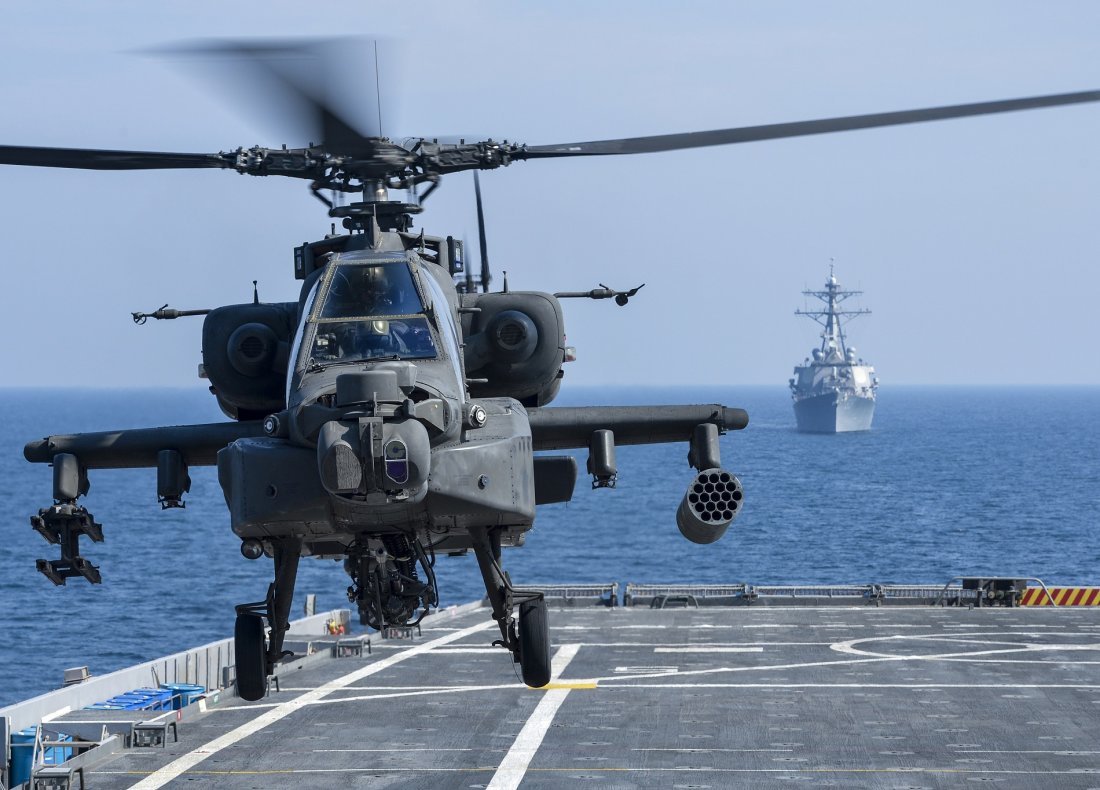 An_AH-64D_takes_off_from_USS_Ponce._%288189830047%29.jpg?itok=-sa-nNMy