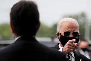 Democratic U.S. presidential candidate and former Vice President Joe Biden is seen at War Memorial Plaza during Memorial Day, amid the outbreak of the coronavirus disease (COVID-19), in New Castle, Delaware, U.S. May 25, 2020. REUTERS/Carlos Barria