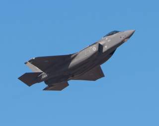 https://www.dvidshub.net/image/5877097/luke-f-35-surpasses-35k-sortie-milestone