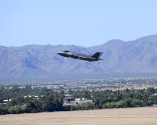 https://www.dvidshub.net/image/5907506/student-pilots-first-time-soaring-f-35-through-allied-f-35-b-course