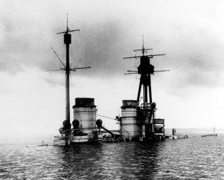 By Royal Navy official photographer - This is photograph SP1635 from the collections of the Imperial War Museums (collection no. 1900-01), Public Domain, https://commons.wikimedia.org/w/index.php?curid=4468930