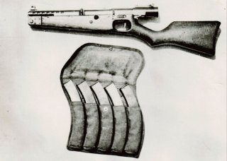 By British Armed Forces - C.I.S.A. TECHNICAL REPORT NO. J-28 ON 8M/M UNKNOWN TYPE JAPANESE MACHINE CARBINE., Public Domain, https://commons.wikimedia.org/w/index.php?curid=90466448