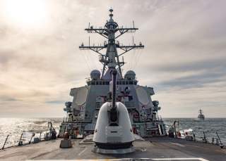 (U.S. Navy photo by Mass Communication Specialist 2nd Class Edward Guttierrez III/Released)