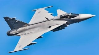 JAS 39 Gripen: The Fighter Jet Ukraine Needs to Fight Russia? | The ...