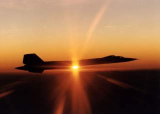 https://www.dvidshub.net/image/736949/sr-71b-mach-3-trainer-flight-sunset