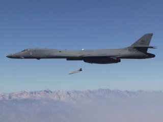 https://en.wikipedia.org/wiki/AGM-158C_LRASM#/media/File:Long_Range_Anti-Ship_Missile_(LRASM)_launches_from_an_Air_Force_B-1B_Lancer.jpg