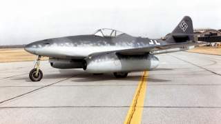 https://en.wikipedia.org/wiki/Messerschmitt_Me_262#/media/File:Messerschmitt_Me_262A_at_the_National_Museum_of_the_USAF.jpg