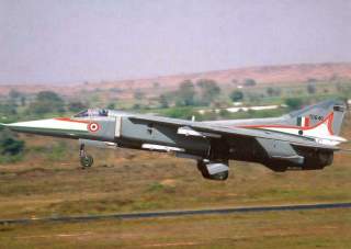 https://en.wikipedia.org/wiki/Mikoyan_MiG-27#/media/File:MiG-27_take_off.jpg