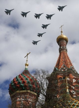  https://pictures.reuters.com/archive/RUSSIA-MILITARY--GF10000084499.html  