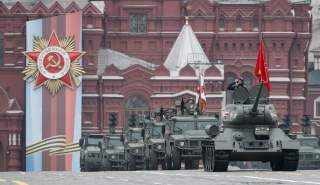  https://pictures.reuters.com/archive/WW2-ANNIVERSARY-RUSSIA-PARADE-UP1EF590XAX9O.html   