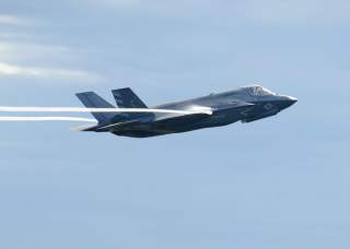 https://www.dvidshub.net/image/2871287/f-35-lightning-ii-has-first-operational-air-air-missile-fire