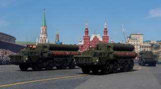 Russian servicemen drive S-400 missile air defence systems during the Victory Day parade, marking the 73rd anniversary of the victory over Nazi Germany in World War Two, at Red Square in Moscow, Russia May 9, 2018. REUTERS/Sergei Karpukhin