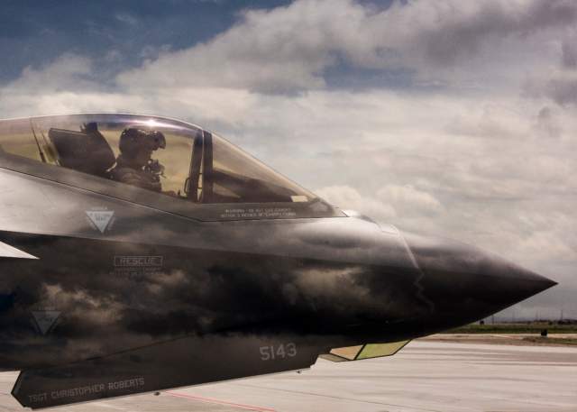 Dead Stealth: What Happens If Fighters Like The F-35 Are Obsolete ...