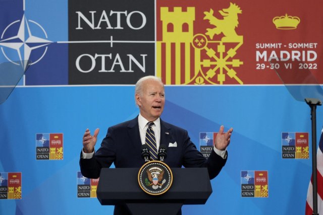 Biden Announces Another $800 Million Aid Package For Ukraine At NATO ...