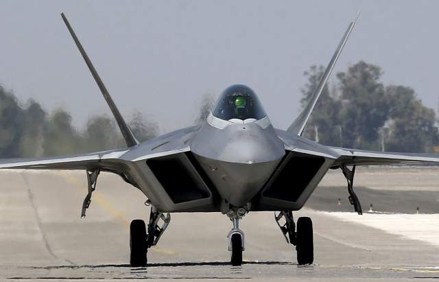 What America's Stealth Fighter Pilots Need to Learn From World War II ...