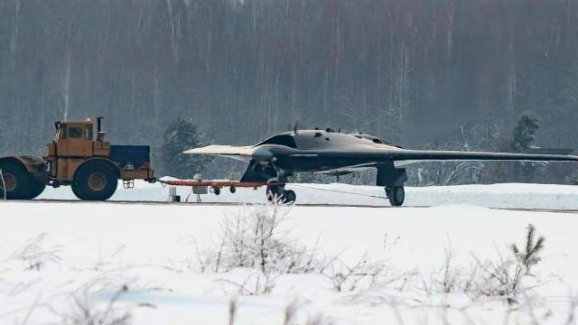 Russia Is Stepping Up Its Stealth Drone Game With A B-2 Bomber ...