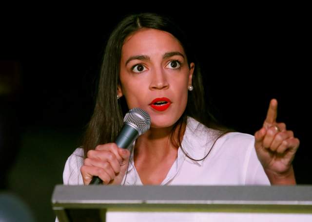 Alexandria Ocasio Cortez Distances Herself From Former Chief Of Staff The National Interest