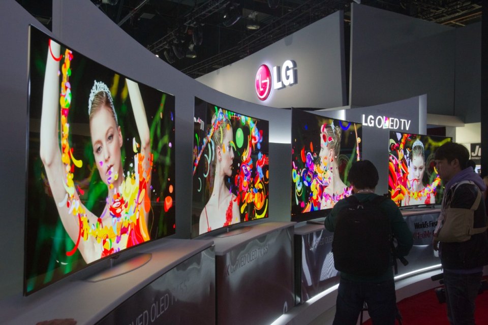 Lgs B2 Oled Tv ‘a Fantastic Overall Tv The National Interest