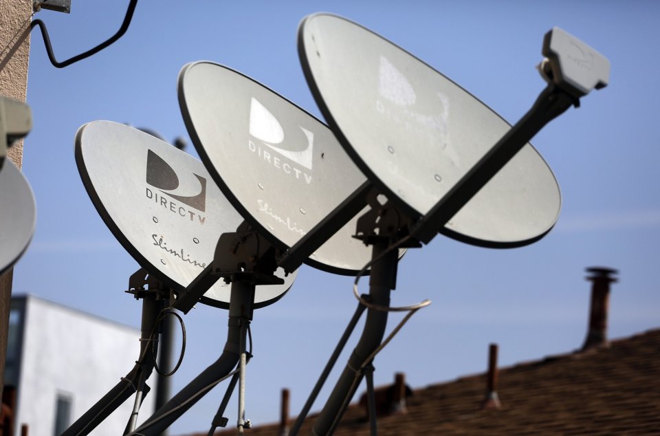 Dump the Dish DirecTV Has Lost an Insane Amount of Customers The