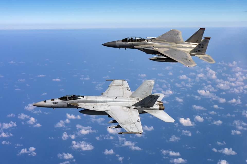 Boat Captain to F/A-18 Pilot: “Buzz Us Like Tom Cruise Did On Top Gun ...