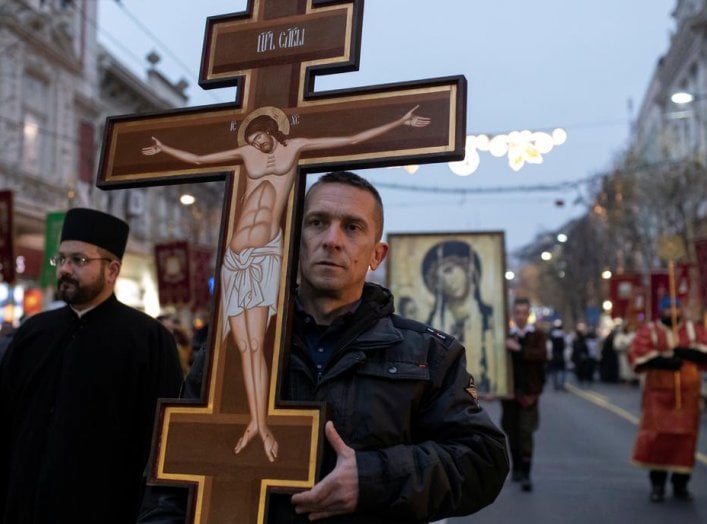 The clergy and believers of the Serbian Othodox Church rally against a religion law adopted in neighboring Montenegro, in Belgrade, Serbia, January 8, 2020. REUTERS/Marko Djurica