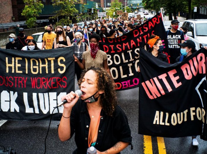 Demonstrators take part in a protest against racial inequality and in support of the Black Lives Matter movement in Brooklyn, New York, U.S., August 16, 2020. REUTERS/Eduardo Munoz