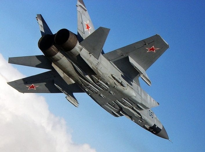 https://news.usni.org/wp-content/uploads/2014/08/Mig-31-Russian-Air-Force.jpg