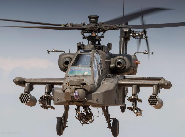 By Nicky Boogaard from Hardinxveld-Giessendam, Netherlands - RNLAF AH-64 Apache at the Oirschotse Heide Low Flying Area, CC BY 2.0, https://commons.wikimedia.org/w/index.php?curid=69915015