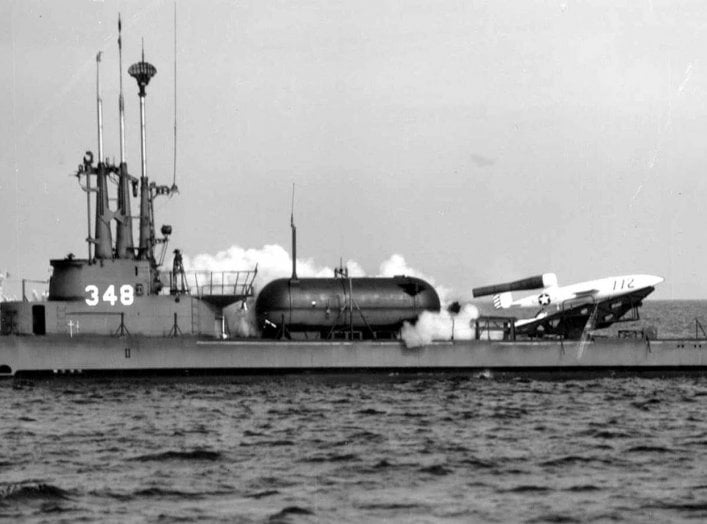 By Unknown author - http://www.navsource.org/archives/08/08348.htm USN photo courtesy of http://ussubvetsofwwii.org, Public Domain, https://commons.wikimedia.org/w/index.php?curid=2610349