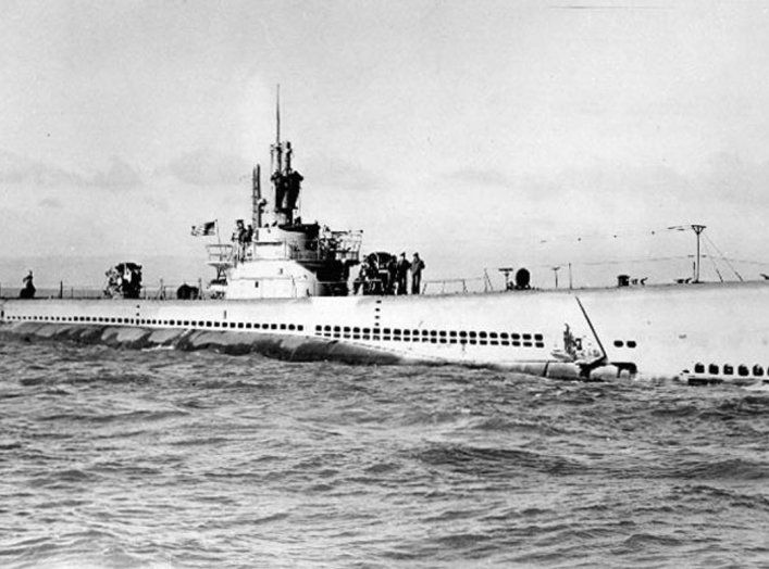By unknown Navy photographer - http://www.history.navy.mil/photos/images/h96000/h96816.jpg, Public Domain, https://commons.wikimedia.org/w/index.php?curid=5405431