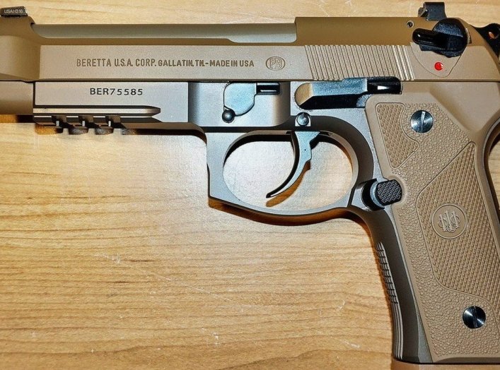 Beretta M9