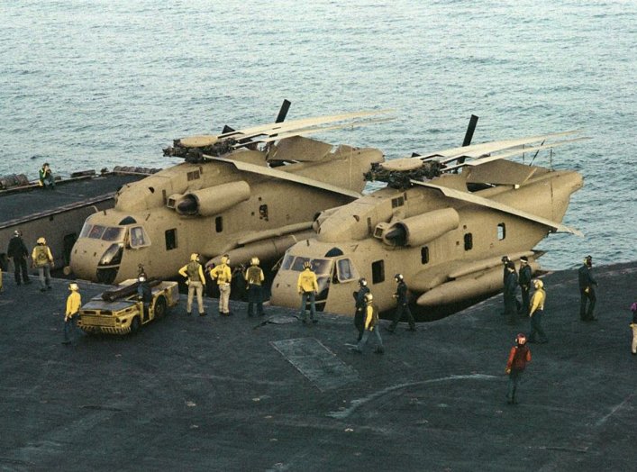 https://en.wikipedia.org/wiki/Operation_Eagle_Claw#/media/File:RH-53Ds_on_elevator_of_USS_Nimitz_(CVN-68)_off_Iran_1980.JPEG