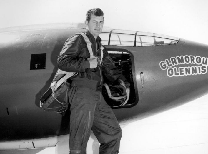 Chuck Yeager next to experimental aircraft Bell X-1 #1 Glamorous Glennis. 1940s. U.S. Air Force.