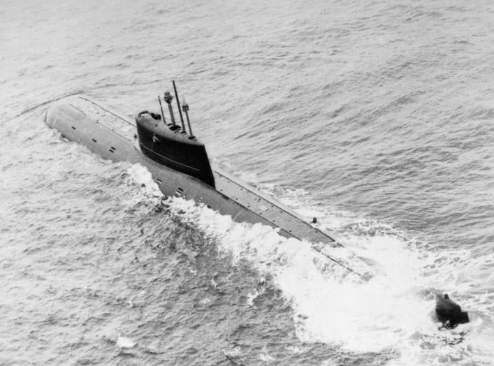  An aerial port quarter view of a Soviet Mike class nuclear-powered attack submarine underway. Taken on 1 January 1986