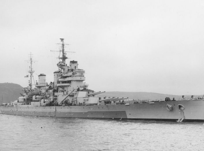 By Photographer: Royal Navy official photographer - This is photograph FL 707 from the collections of the Imperial War Museums., Public Domain, https://commons.wikimedia.org/w/index.php?curid=5057268