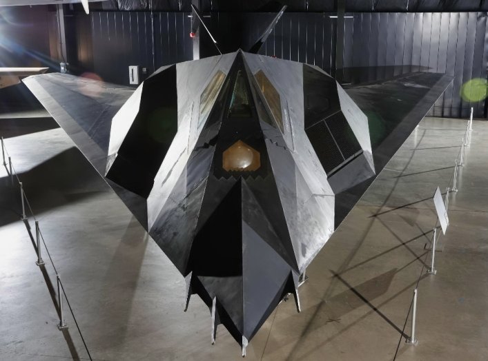 F-117A