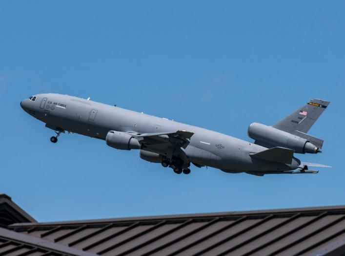 https://www.dvidshub.net/image/5370118/kc-10-extender-and-c-5m-super-galaxy-takes-off-dover-air-force-base