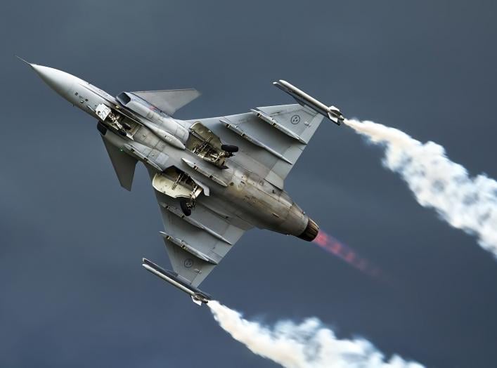 By Oleg V. Belyakov - AirTeamImages - Gallery page http://www.airliners.net/photo/Sweden---Air/Saab-JAS-39C-Gripen/2279593/LPhoto http://cdn-www.airliners.net/aviation-photos/photos/3/9/5/2279593.jpg, CC BY-SA 3.0, https://commons.wikimedia.org/w/index.ph