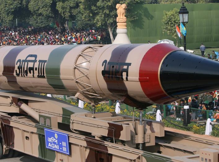 India's Agni III missile is seen during the full dress rehearsal for the Republic Day parade in New Delhi January 23, 2009. India will celebrate its Republic Day on Monday.