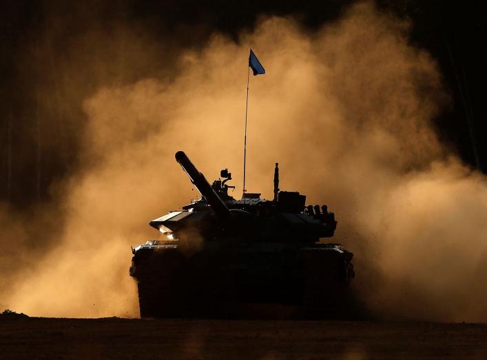 A T-72 B3 tank operated by a crew from Russia drives during the Tank Biathlon competition at the International Army Games 2018 in Alabino outside Moscow, Russia, August 11, 2018. REUTERS/Maxim Shemetov