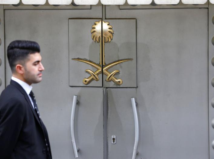 A security staff member stands at the entrance of Saudi Arabia's consulate in Istanbul, Turkey October 31, 2018. REUTERS/Osman Orsal