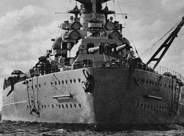 Battleship Tirpitz photographed from Astern. 1931. US. Navy Online Library of Naval Historical Center.