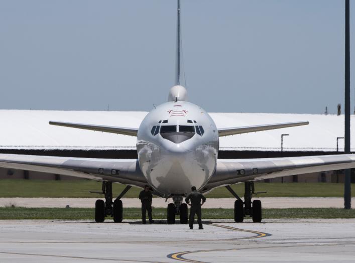 https://www.dvidshub.net/image/5646034/e-6b-landing