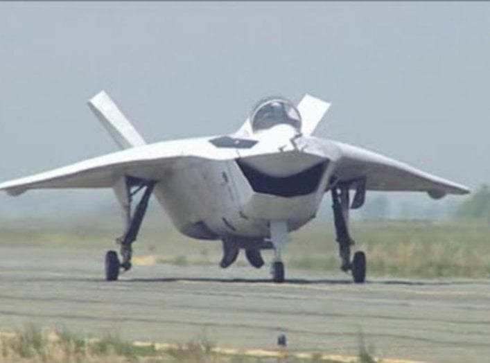 Boeing's X-32 Stealth Fighter: Why It Failed (How the F-35 Was