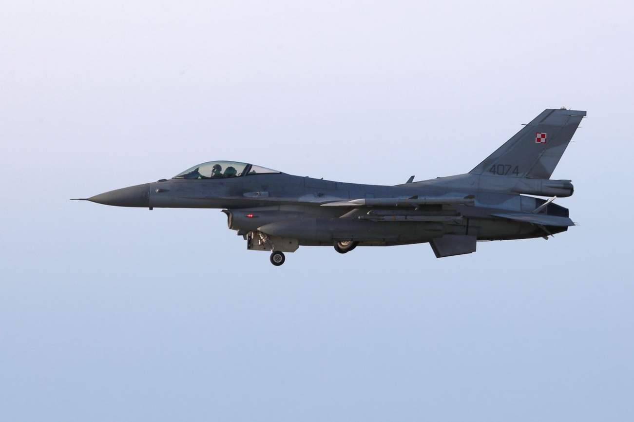 How Does the Air Force's F-16 Stack up Against the Best Chinese and Russian Fighters?