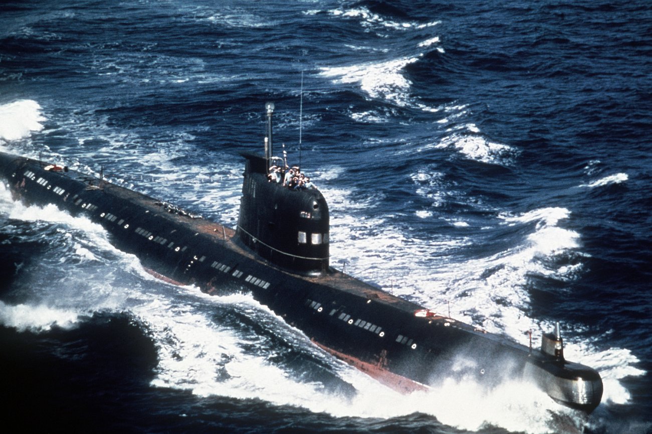 A Soviet-built Cuban Foxtrot Class patrol submarine underway. 1 August 1986. U.S. Navy.